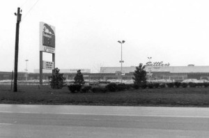 Sattlers at the Boulevard Mall 