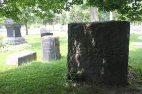 71198471_130867945578